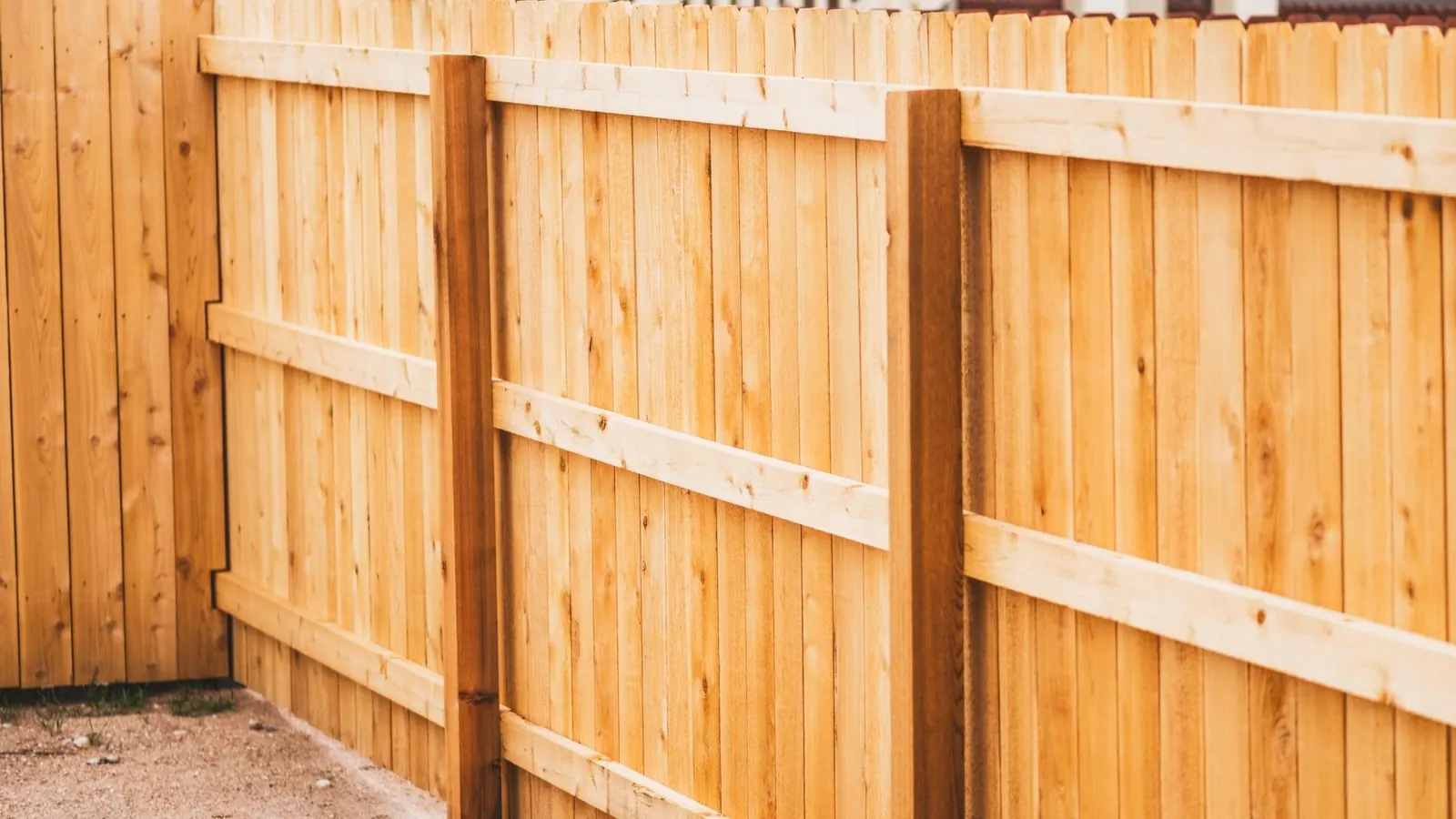 wood privacy fence installation in Louisville KY